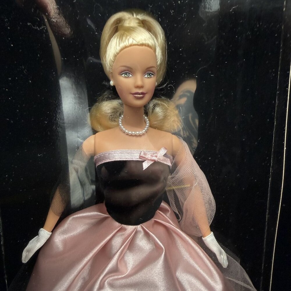 Mattel Timeless Silhouette Blonde Barbie Doll 2000 Mattel 29050‎ Blonde F737931 - Picture 3 of 16
